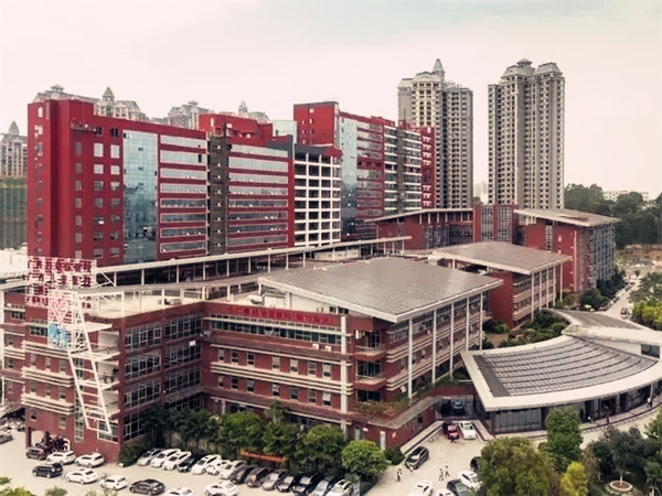 广西壮族自治区妇幼保健院大楼